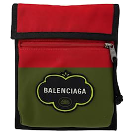 Balenciaga-Bolsa de ombro em nylon vermelho com logo BB Explorer da Balenciaga-Vermelho