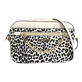 Michael Kors-Michael Kors White Gold Hardware Leather Shoulder Bag-White