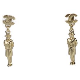 Orecchini in oro Chanel Mademoiselle D'oro
