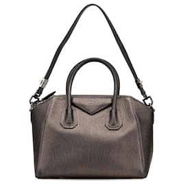 Givenchy-Givenchy Brown Medium Metallic Grained Calfskin Antigona Satchel-Brown,Bronze