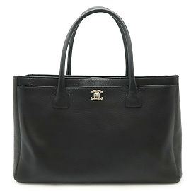 Borsa Tote Coco Mark della linea esecutiva Chanel Nero