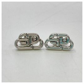 Orecchini BB XS Stud di Balenciaga in argento Argento