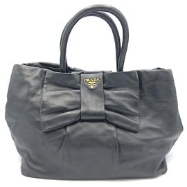 Borsa Prada Bow in pelle nappa nera Nero