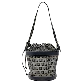 Fendi-Sac à bandoulière en toile Zucchino FENDI Navy Argent Auth 123405-Argenté,Bleu Marine