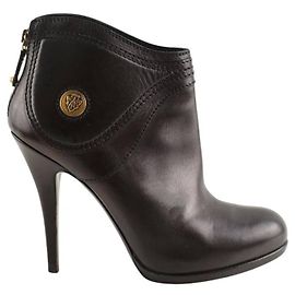 Gucci Botas de cuero negras Negro