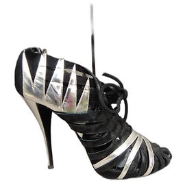 Pierre Hardy Black and Silvery Leather Pumps 11cm Heels Black Silvery