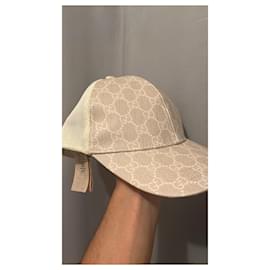 Gucci-Modelo Gucci Dubai Bege-Bege