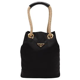 Borsa a secchiello piccola in Re-Nylon di Prada Mariner Nero