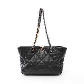 Sac à main matelassé Chanel 19 Noir