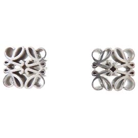 Orecchini Loewe Pierce Anagram Cube Studs Argento Metallico