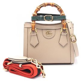 Bolso Tote Mini Diana de Cuero Gucci con Asa de Bambú 702732 Castaño Beige