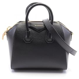 Givenchy-Givenchy Leather Antigona Handbag BB50TNB20R001-Black