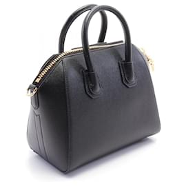 Givenchy-Givenchy Leather Antigona Handbag BB50TNB20R001-Black