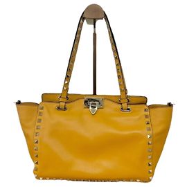 Valentino Vantino Rockstud Trabyss Schultertasche Orange