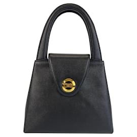 Givenchy-Givenchy Leather Circle Logo Handbag-Black