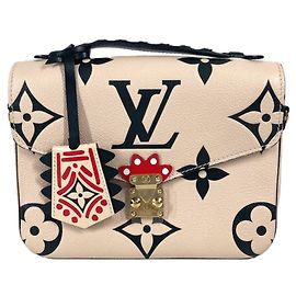 Louis Vuitton Metis Beige