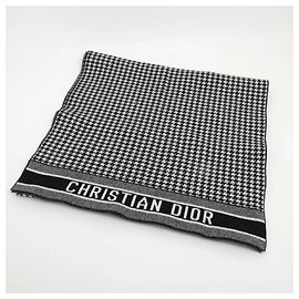 Christian Dior Houndstooth Pattern Cashmere Blend Stole Black White