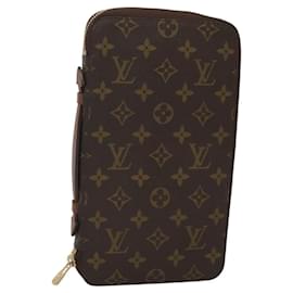 Louis Vuitton-LOUIS VUITTON Monogram Poche Escapade Travel Case M60113 LV Auth 126188-Monogram