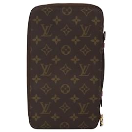 Louis Vuitton-LOUIS VUITTON Monogram Poche Escapade Travel Case M60113 LV Auth 126188-Monogram