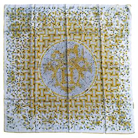 Hermès Sciarpa di Seta Mosaico al 24 Gialla Giallo