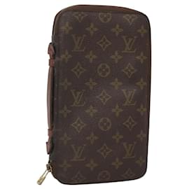 Louis Vuitton-LOUIS VUITTON Monogram Poche Escapade Travel Case M60113 LV Auth 121162-Monogram