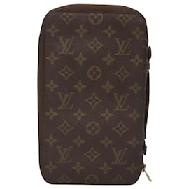 Louis Vuitton-LOUIS VUITTON Monogram Poche Escapade Travel Case M60113 LV Auth 121162-Monogram