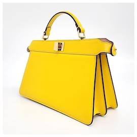 Fendi-Fendi Peekaboo I See U East-West (3380205)-Yellow