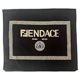 Fendi Fendace Staubbeutel schwarz gold Baumwolle Schwarz Golden