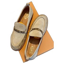 Mocassins Tod's T-chain en daim beige Beige