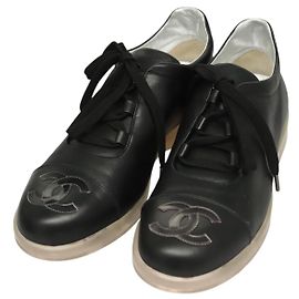 Baskets CHANEL en cuir d'agneau 39 Noir CC Auth BA2712 Noir