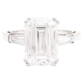 Van Cleef & Arpels solitaire ring, emerald cut diamond 4.01 cts. Other