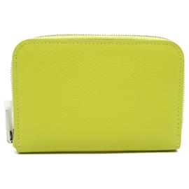 Hermès-Porte-cartes compact en veau Epsom Zip AngoH d'Hermès-Jaune