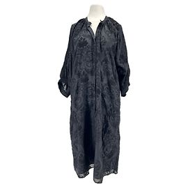 Masscob Robe noire à broderies Noir