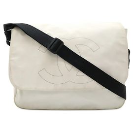 Borsa a spalla in gomma della linea sportiva Chanel Nero Bianco
