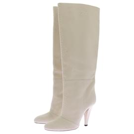 Fendi Lederstiefel mit Absatz Kamel