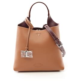 Tod's-Tod's Women's Leather Handbag in Brown-Brown