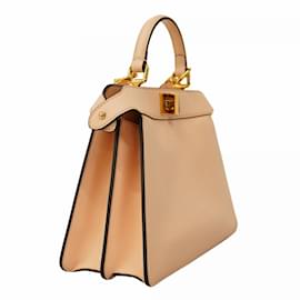 Fendi-Fendi Peekaboo Handbag in Pink Leather-Pink