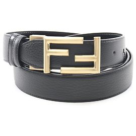 Cinto de couro com fivela FF da Fendi Preto