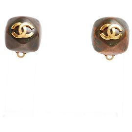 Orecchini a clip Chanel 1998 CC dorato in rame Orecchini a clip D'oro