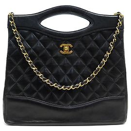 BOLSA DE OMNIBUS CHANEL 31 MEDIUM EM COURO MATELASSADO PRETO Preto