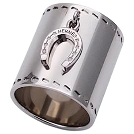 Hermès-Anneau de foulard en argent Hermes-Argenté