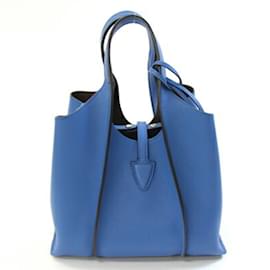 Tod's-Tod's Blue Leather Handbag-Blue