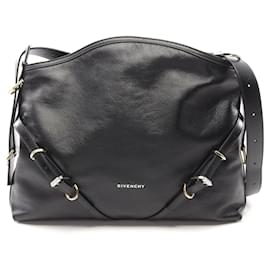 Givenchy-Givenchy VOYOU Medium Leather Shoulder Bag-Black