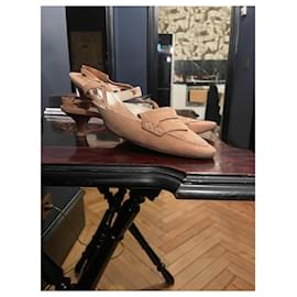 Tod's-Heels-Beige