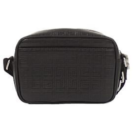 Givenchy-Givenchy The Essentials Camera Handbag-Black