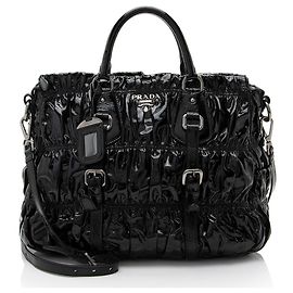 Prada Vernice Gaufre Große Handtasche Schwarz