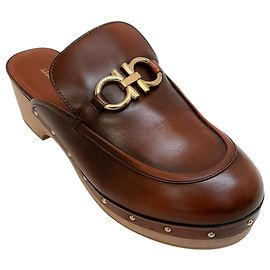 Gancini Clogs aus braunem Leder von Salvatore Ferragamo Braun