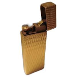 Cartier-Cartier Paris Pentagon lighter in gold-Golden
