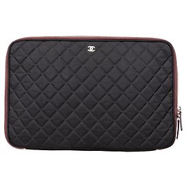 Funda de laptop acolchada Chanel Negro