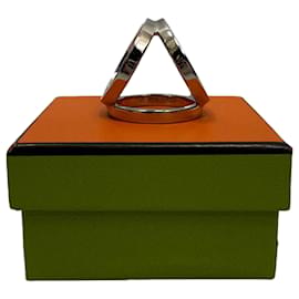 Hermès-Anneau de foulard Trio Hermès en métal argenté-Argenté,Métallisé